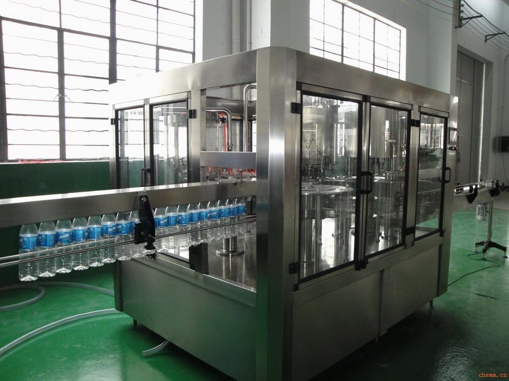 bottle filling machine - carbonation and bottle filling 