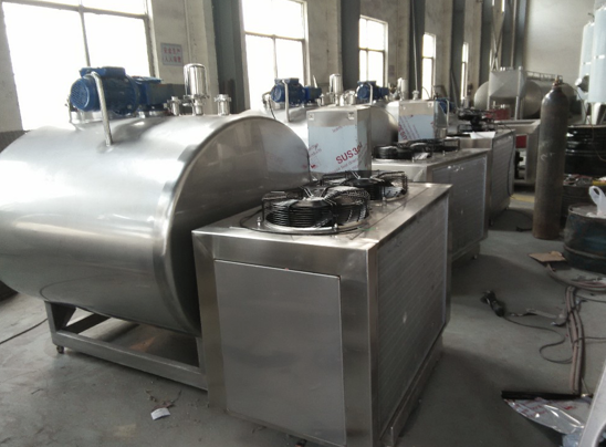 1T / H - 5T / H UHT Milk Processing Line Small Scale UHT Milk Processing Plant