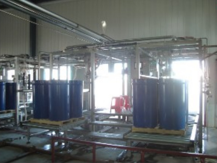efs plastic and glass bottle filling machine with an electronic dosing 