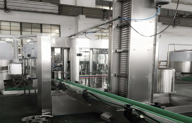 automatic carbonated drinks filling capping machine in glass bottle 