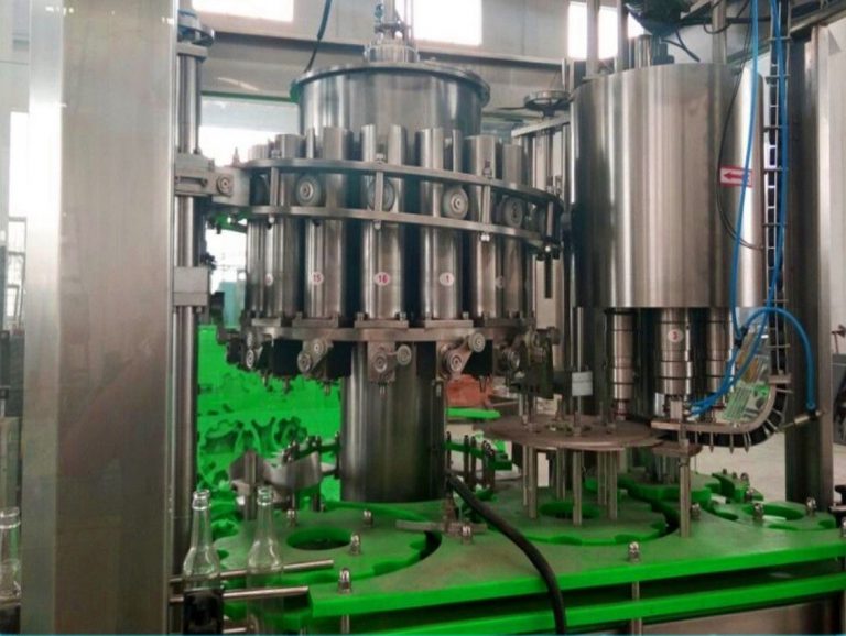 automatic carbonated soft drinks production line with bottle 