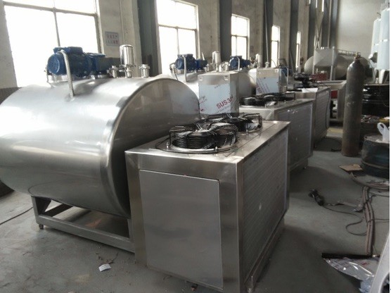 china hot selling potato chips packing machine price in 