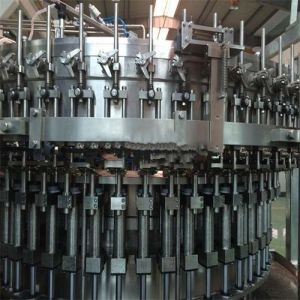 Carbonated Soft Drink Filling Machine , Aluminum Tin Can Gas Beverage Production Line