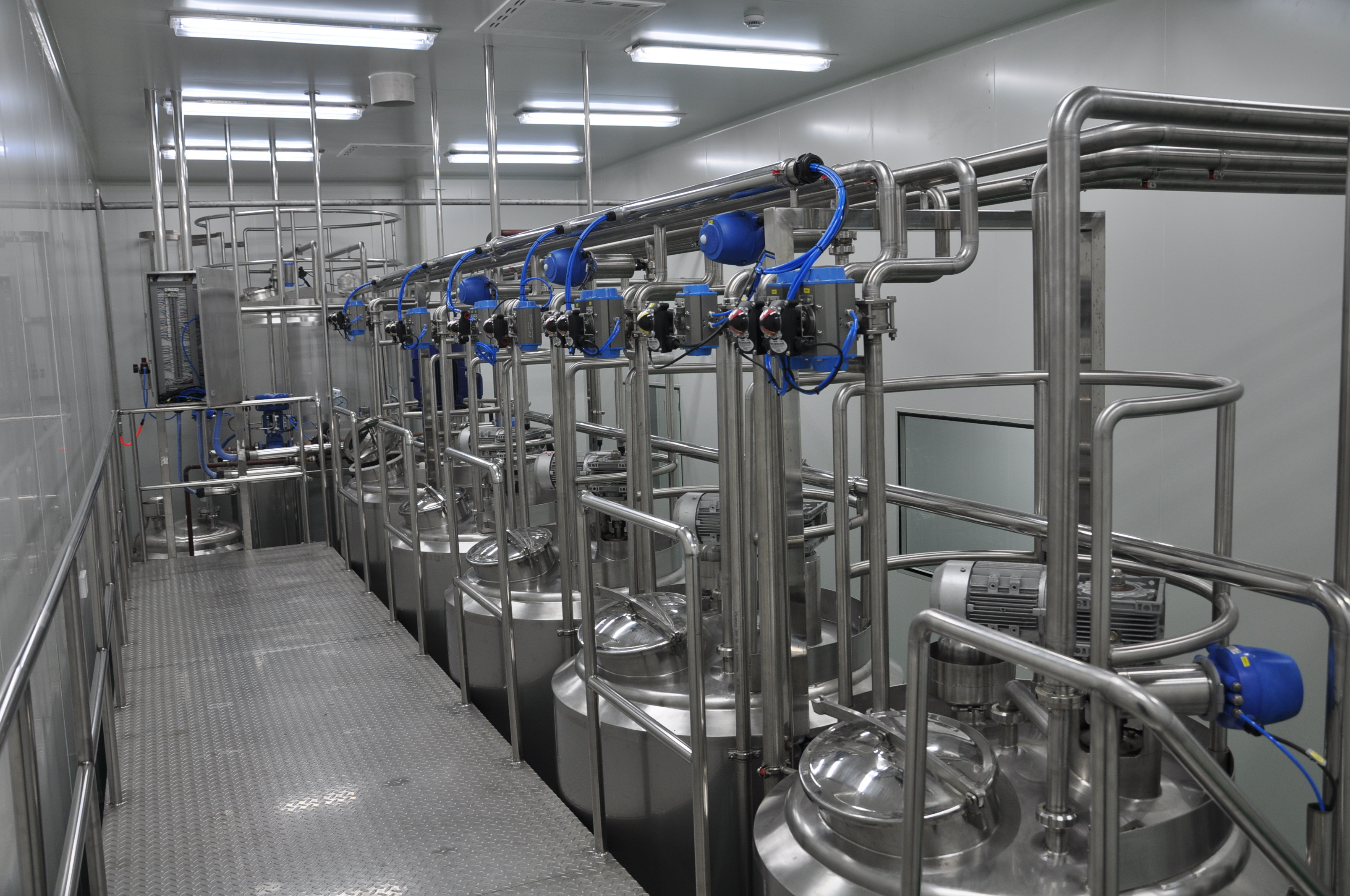 Beverage Pasteurized UHT Milk Processing Line For Milk Powder / Yogurt