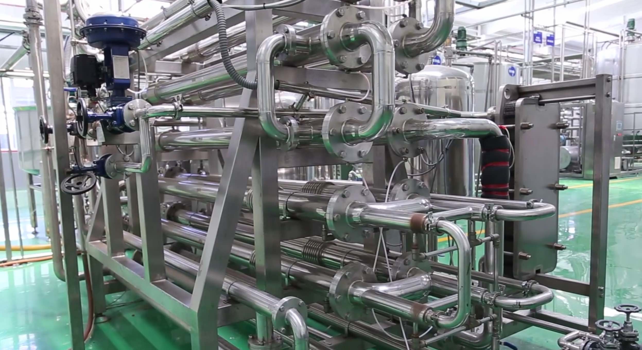 2 – 5 T / Hour Capacity UHT Milk Processing Line High Temperature Sterilization