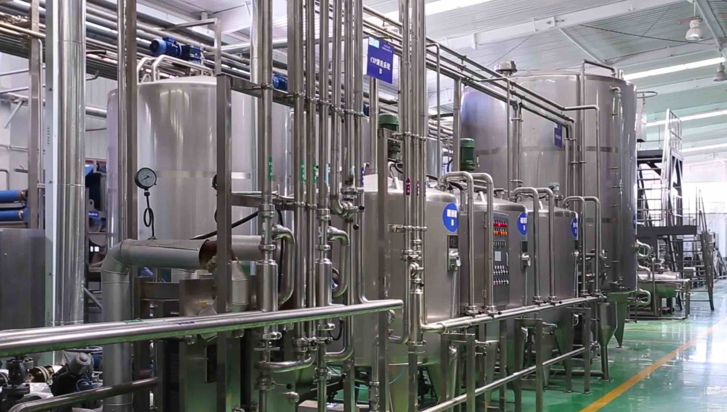 Professional UHT Milk Processing Line Turnkey Projects Tube Dairy Milk Processing Plant