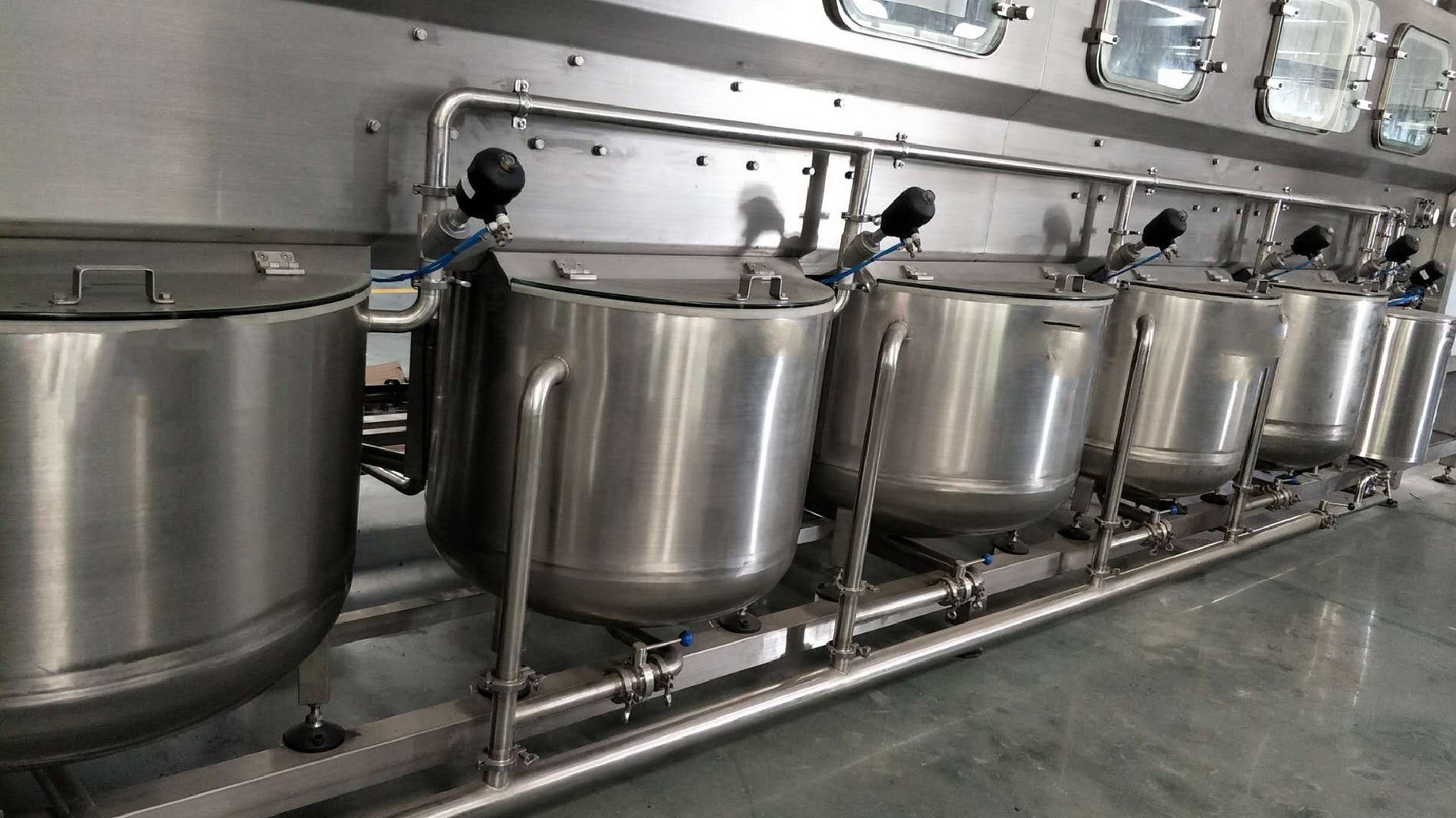 Industrial Bottled Water Production Machine , 3 / 5 Gallon Water Filling Production Line