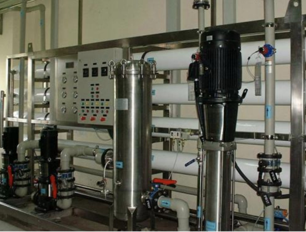 Commercial Water Treatment Systems 5-10T / Hour Sewage RO System For Mineral Water