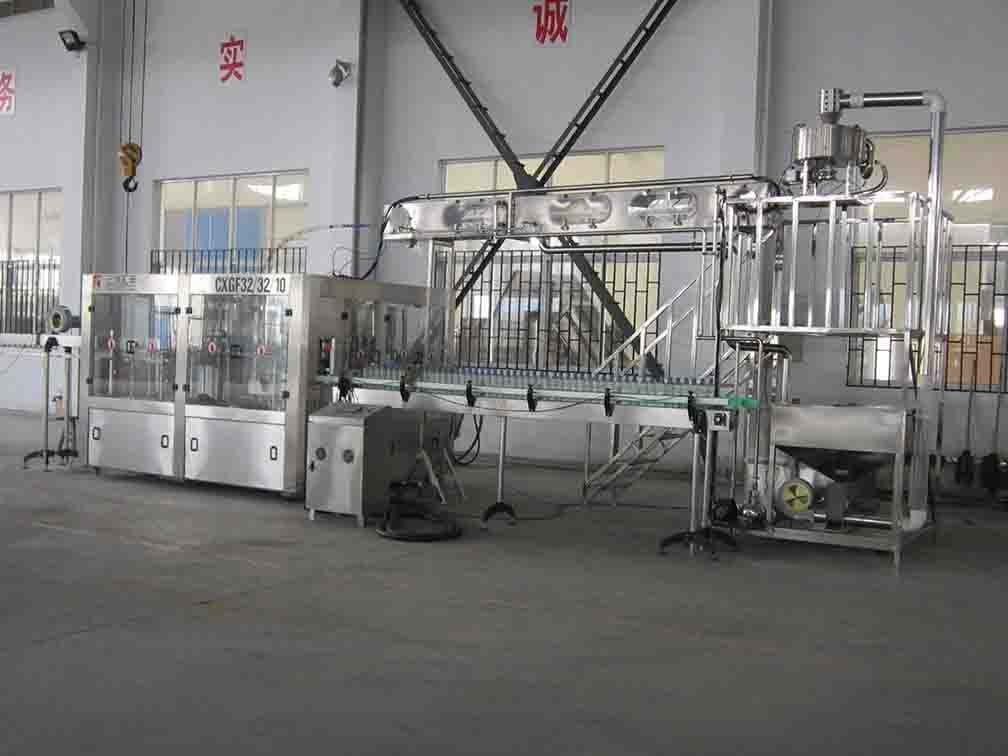 Small Scale Soda Bottling Equipment , Carbonated Soft Drink Production Line Glass Bottle