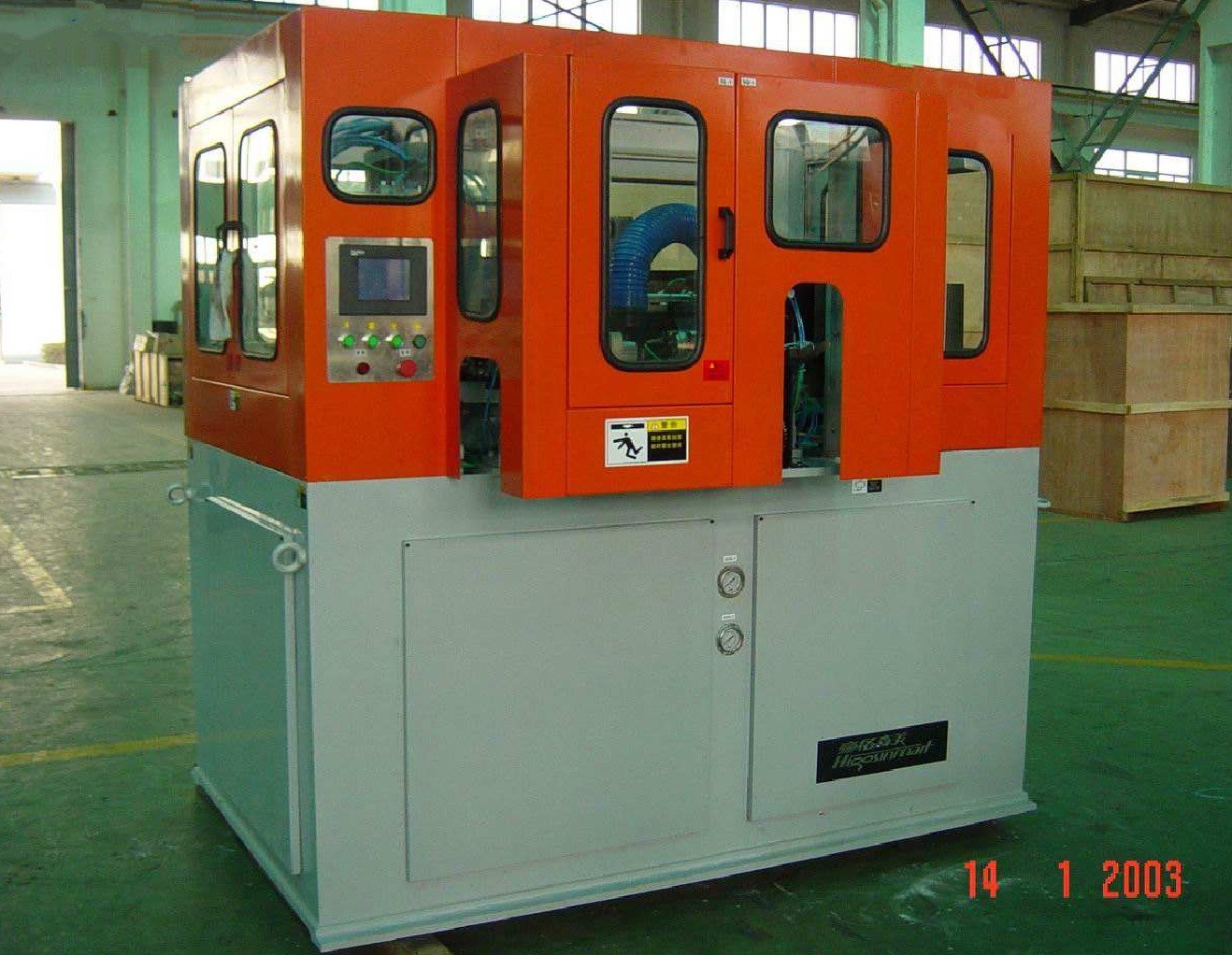 Single Stage One Step Extrusion Blow Molding Machine 4 Cavity 250 ml-2000 ml Round bottle